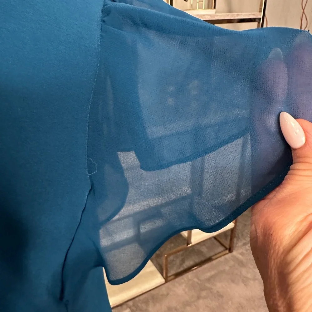 Calvin Klein Blue Flutter Sleeve - Picture 3 of 4